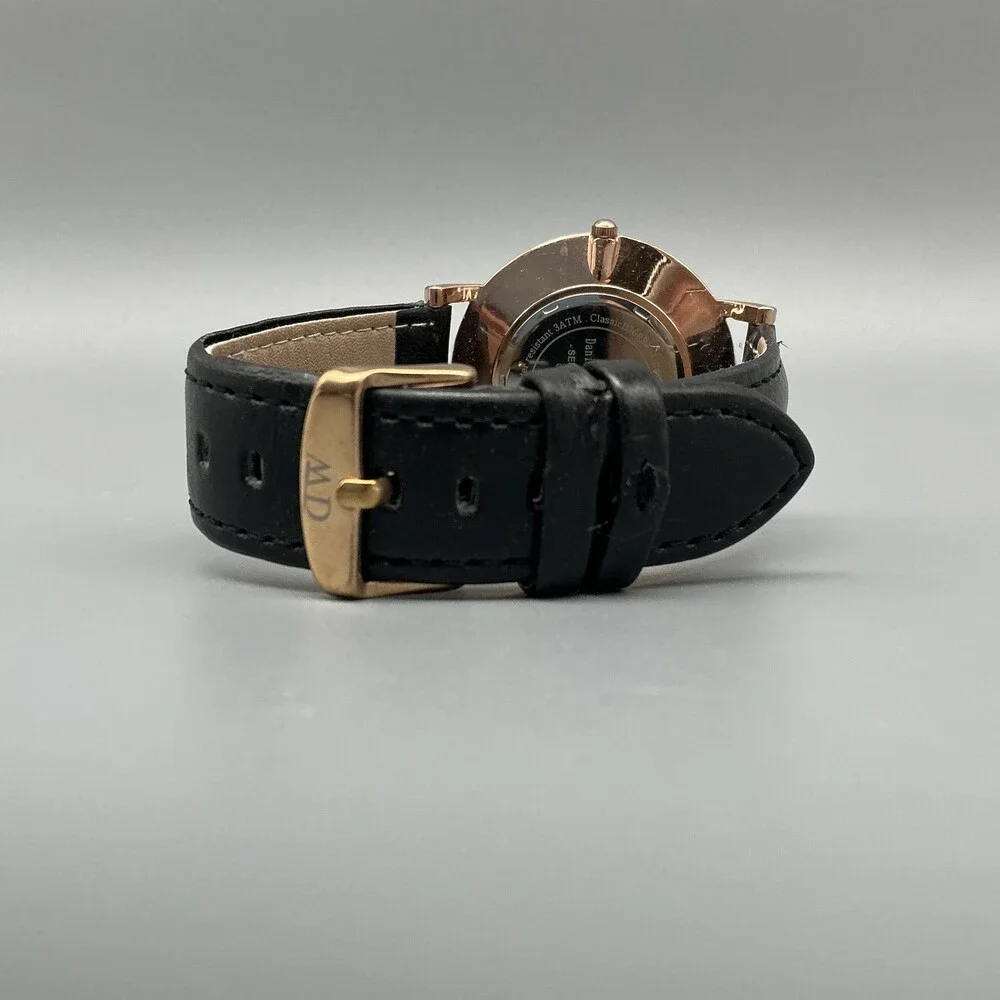 Daniel Wellington Mens Watch 40mm Black Dial Rose Gold Tone Leather New Battery